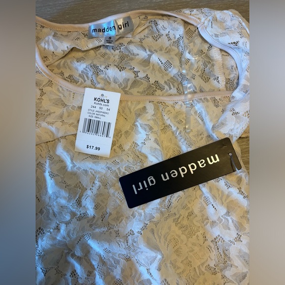NWT Madden Girl Cropped Lace Longsleeve - Picture 4 of 7